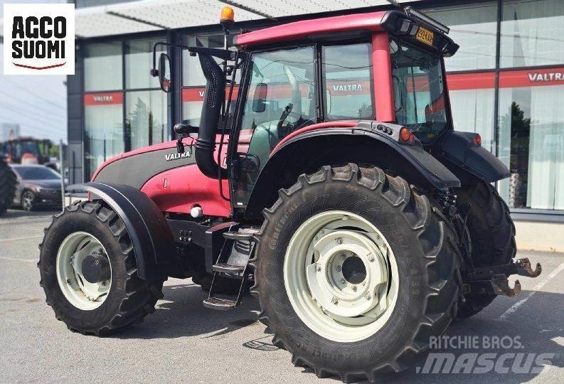 Valtra T151 A Трактори