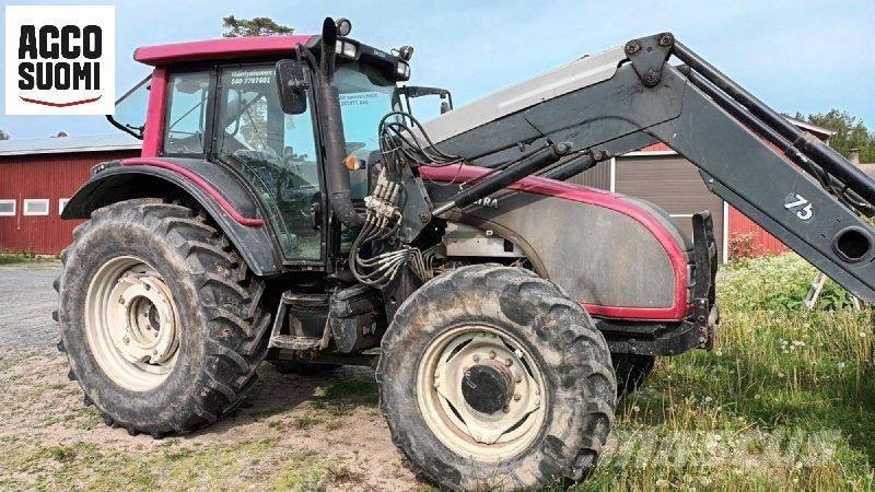 Valtra T151 H Трактори