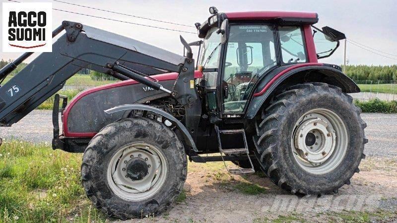 Valtra T151 H Трактори