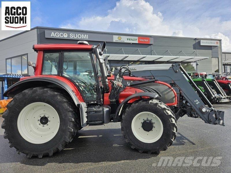 Valtra T162 DIRECT Трактори