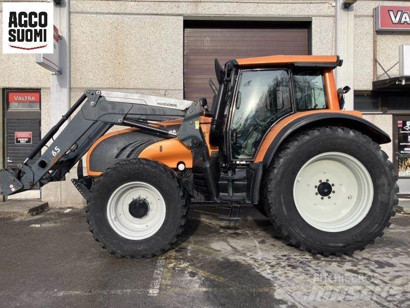 Valtra T162 VERSU Трактори