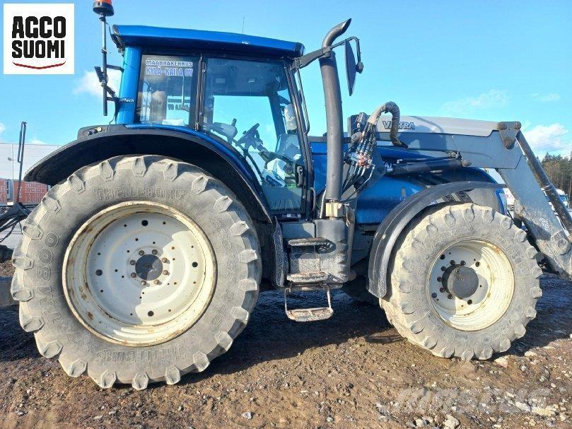 Valtra T173 HITECH Трактори