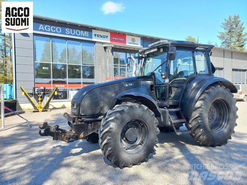 Valtra T190 Трактори