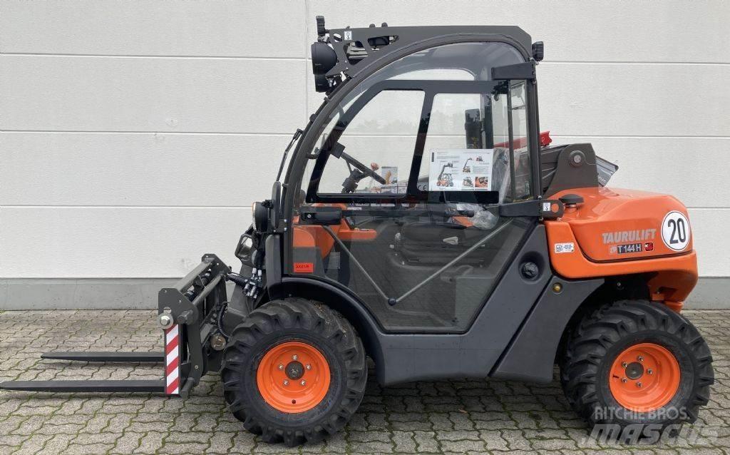 Ausa T 144 H X4 Телескопични товарачи