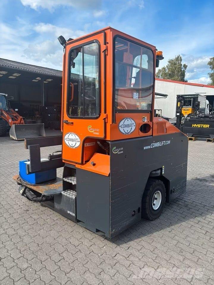 Combilift C4000 E Страничен товарач