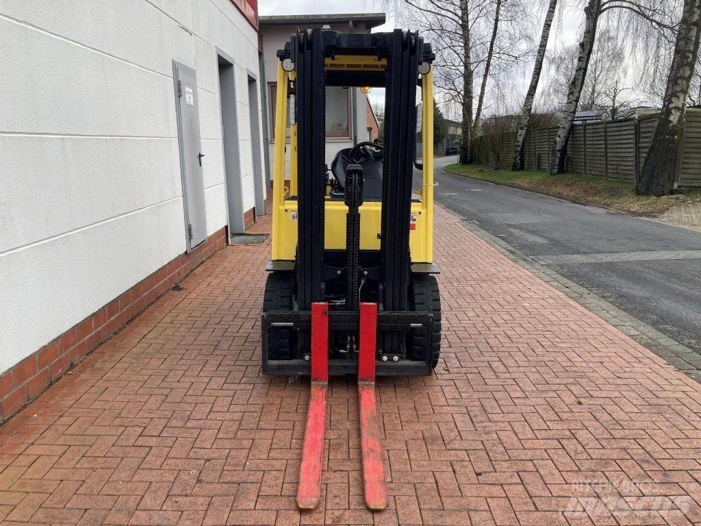 Hyster H 2.5A Дизелови камиони