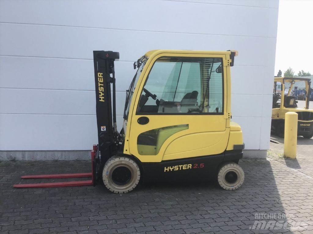 Hyster J 2.5 XN Електрически вилични кари-повдигачи