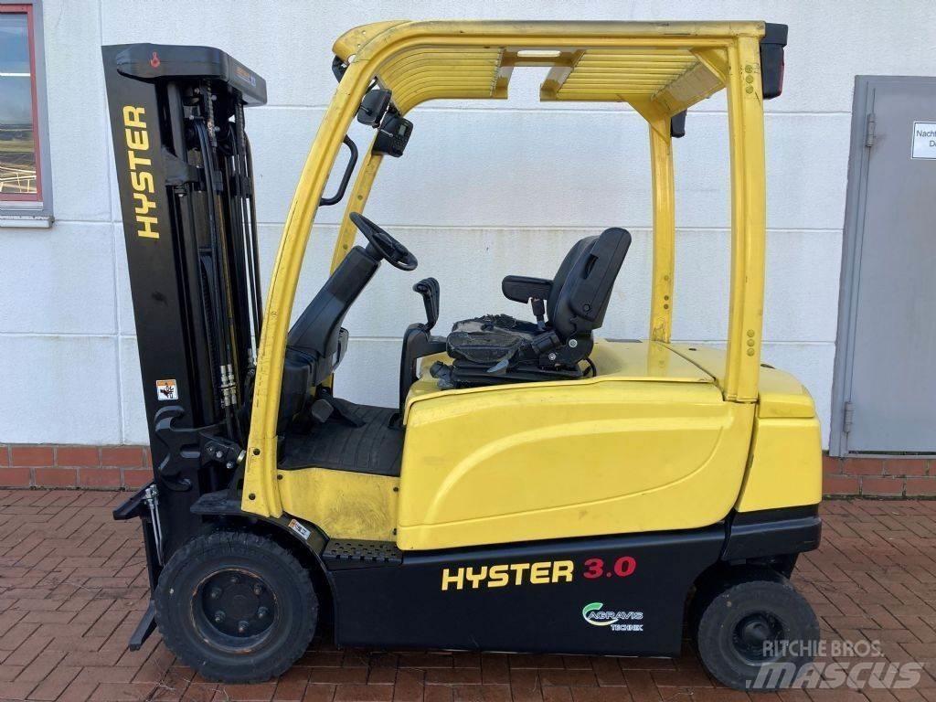 Hyster J 3.0 XN Електрически вилични кари-повдигачи