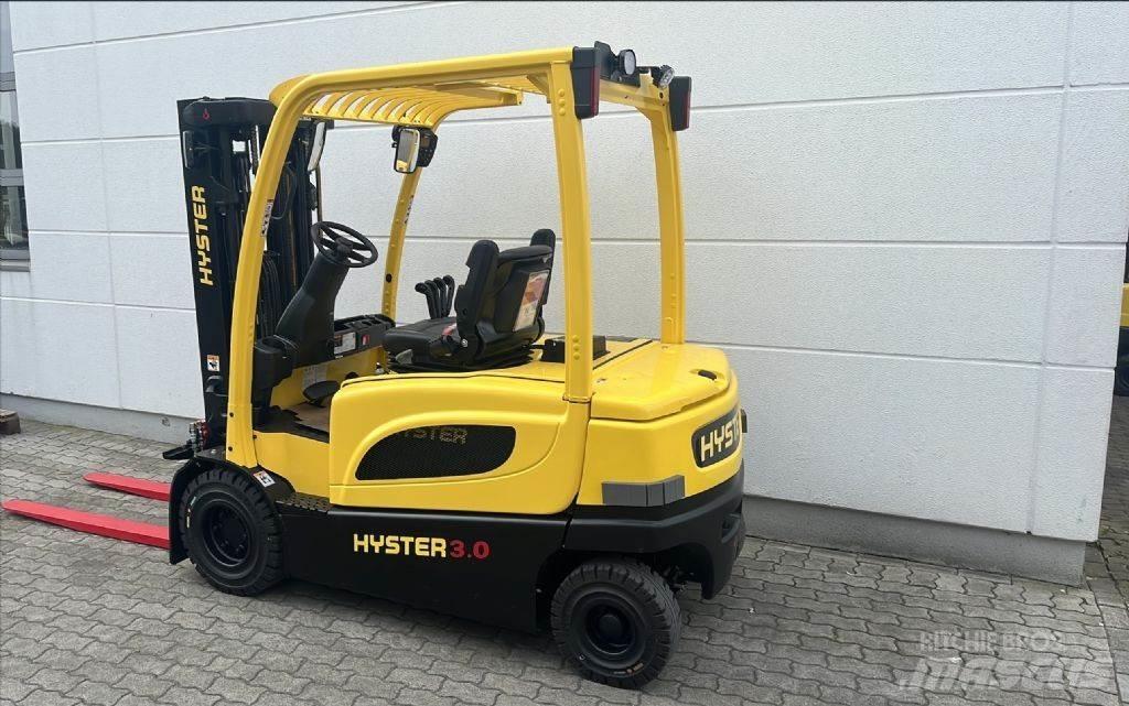 Hyster J 3.0 XN Електрически вилични кари-повдигачи