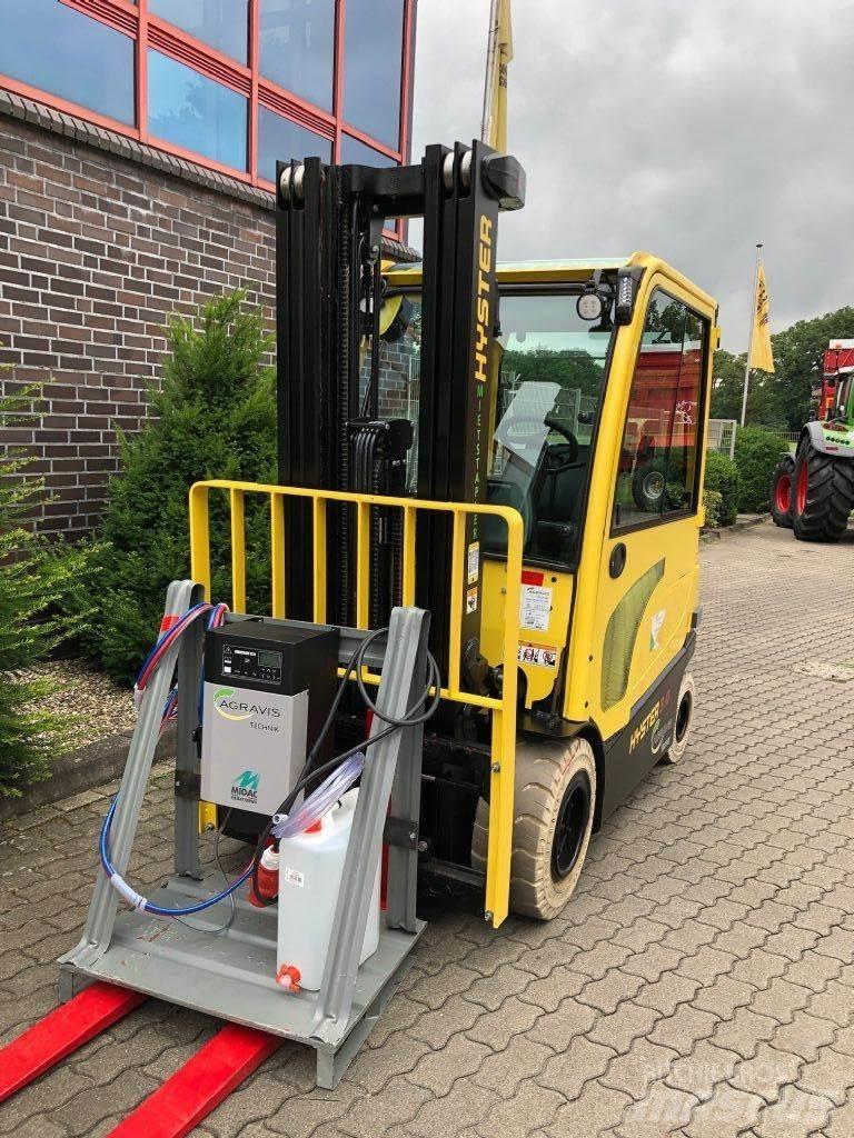 Hyster J 3.0 XN Електрически вилични кари-повдигачи
