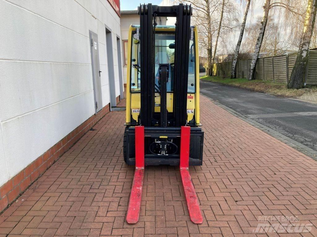 Hyster J 3.5 XN Електрически вилични кари-повдигачи