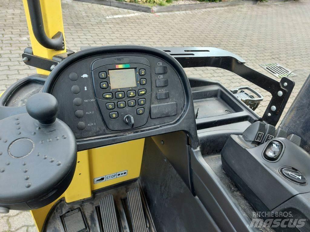 Hyster R 1.4 Ретрак/ Високоповдигач с изместване на вилката напред