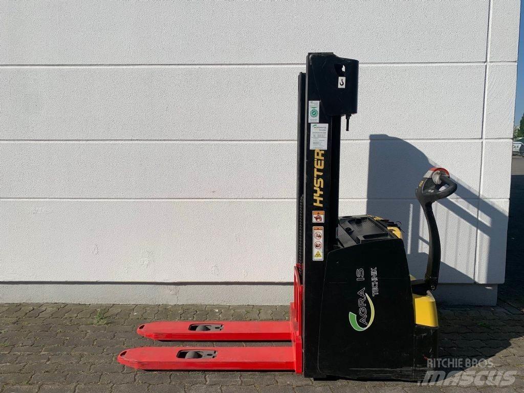 Hyster S 1.2 IL Колички високоповдигачи с теглич
