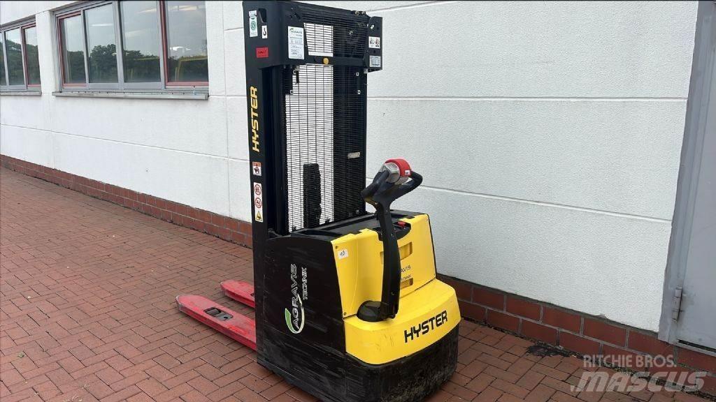 Hyster S1.6IL Колички високоповдигачи с теглич