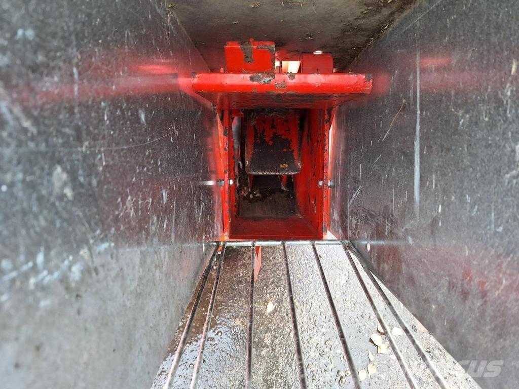 Esko 102 Снегохвъргачки
