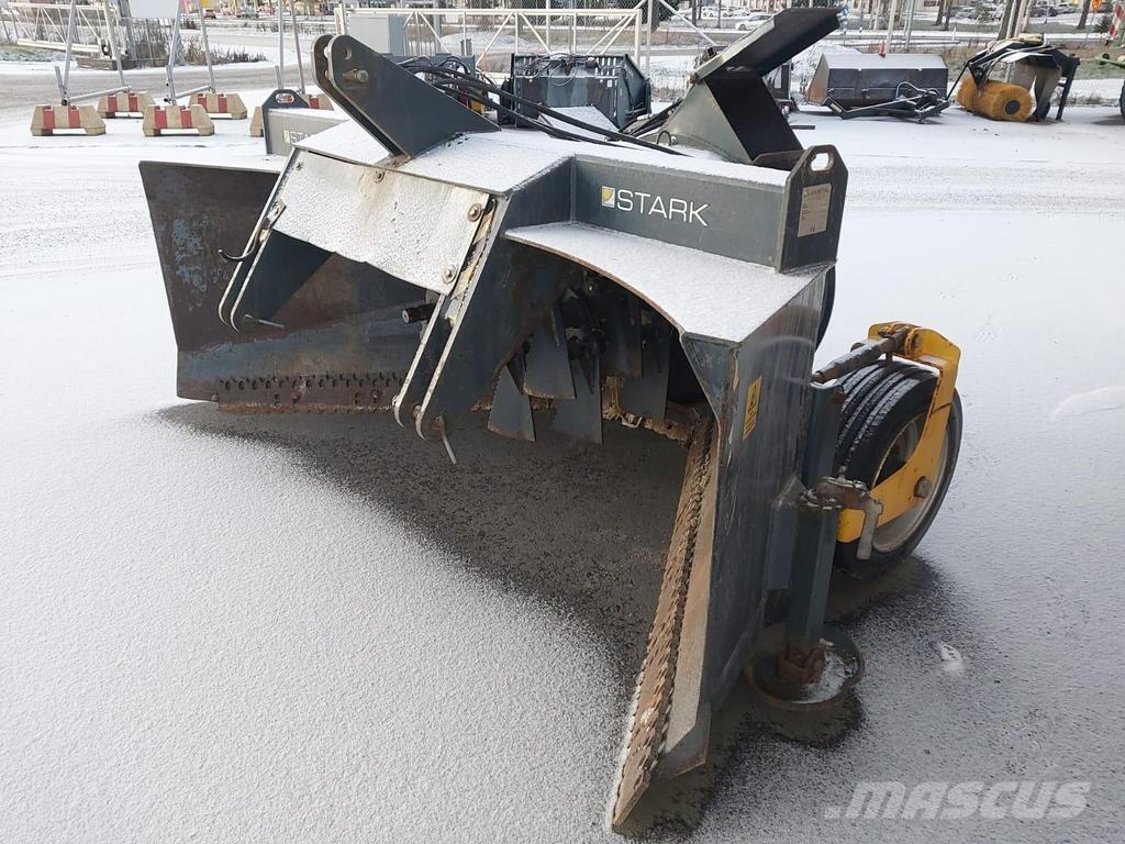 Stark  Снегохвъргачки
