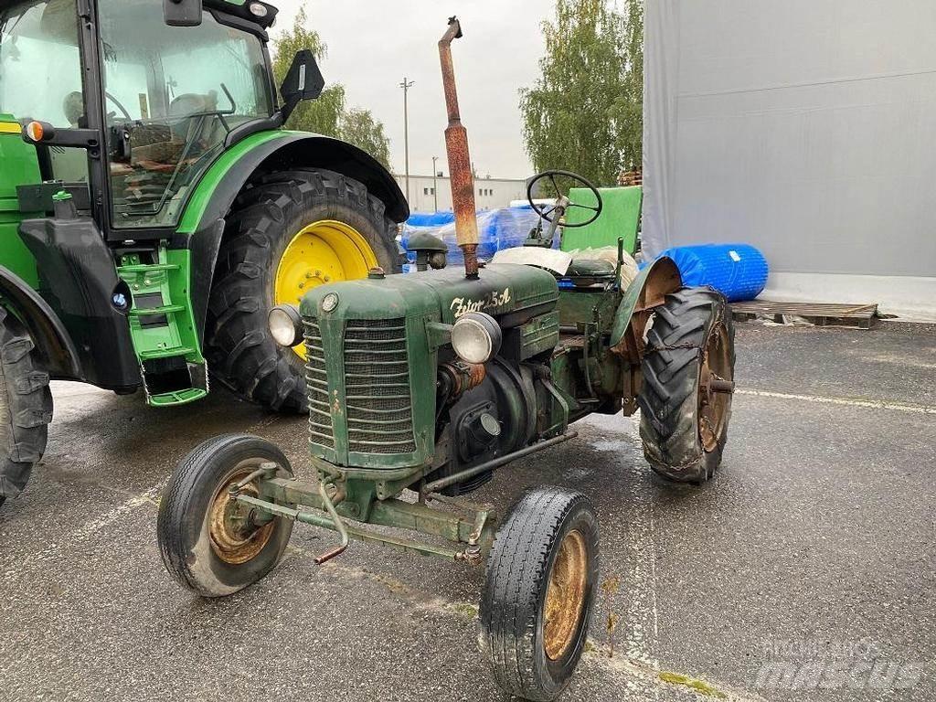 Zetor A25 Трактори