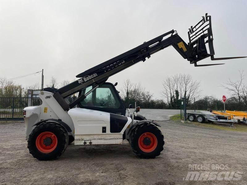Bobcat T3093S Телескопични товарачи