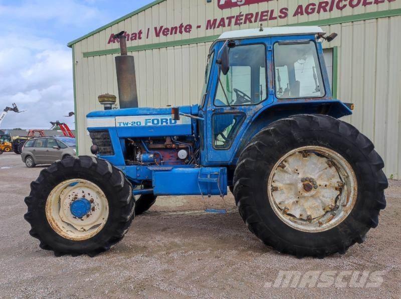 Ford TW20 Трактори