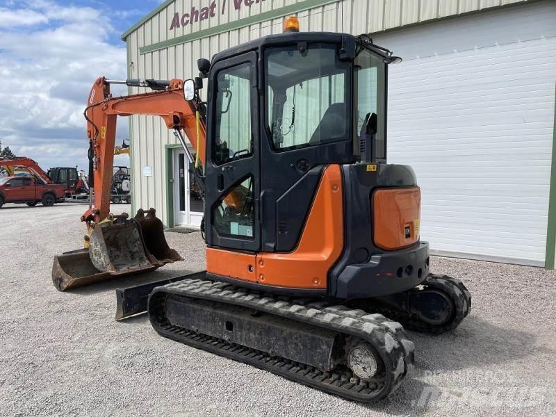 Hitachi ZX48U Мини екскаватори < 7 т