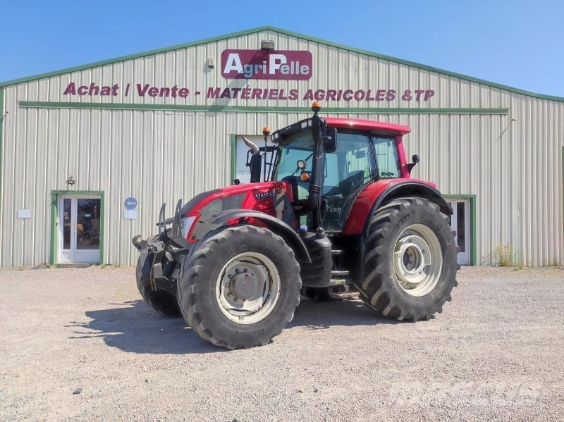 Valtra N163 Трактори