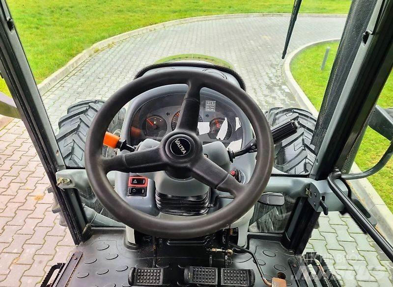 Valtra A93 Трактори