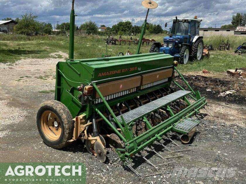 Amazone D7/30E Трактори