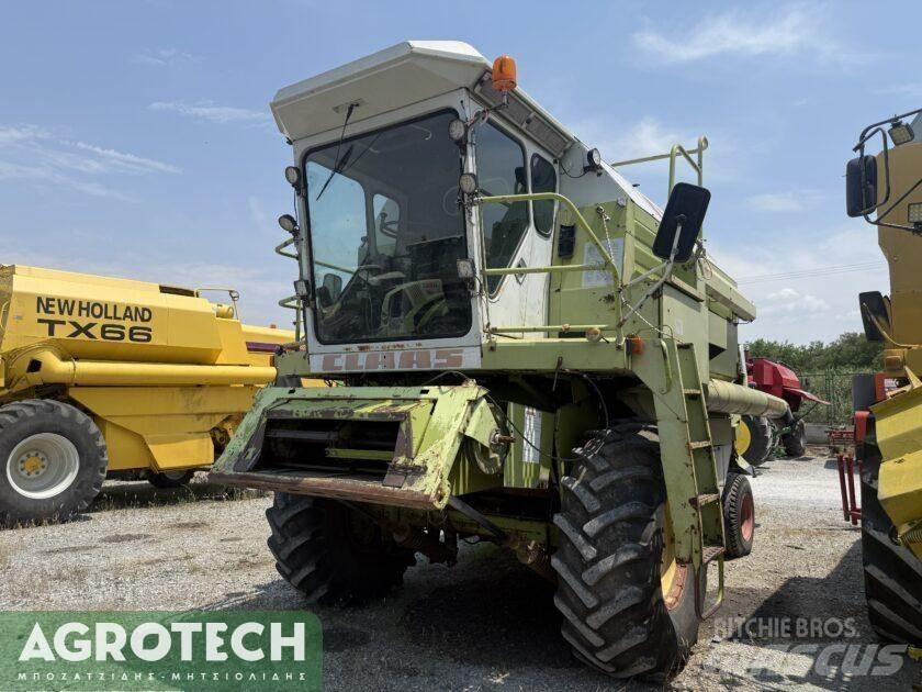 CLAAS Dominator 96 Трактори