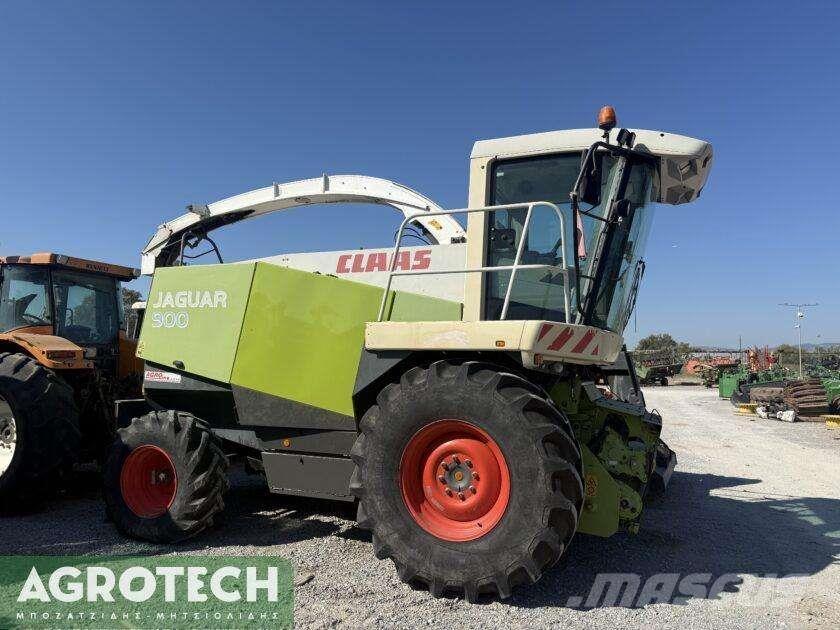 CLAAS JAGUAR 890 Трактори