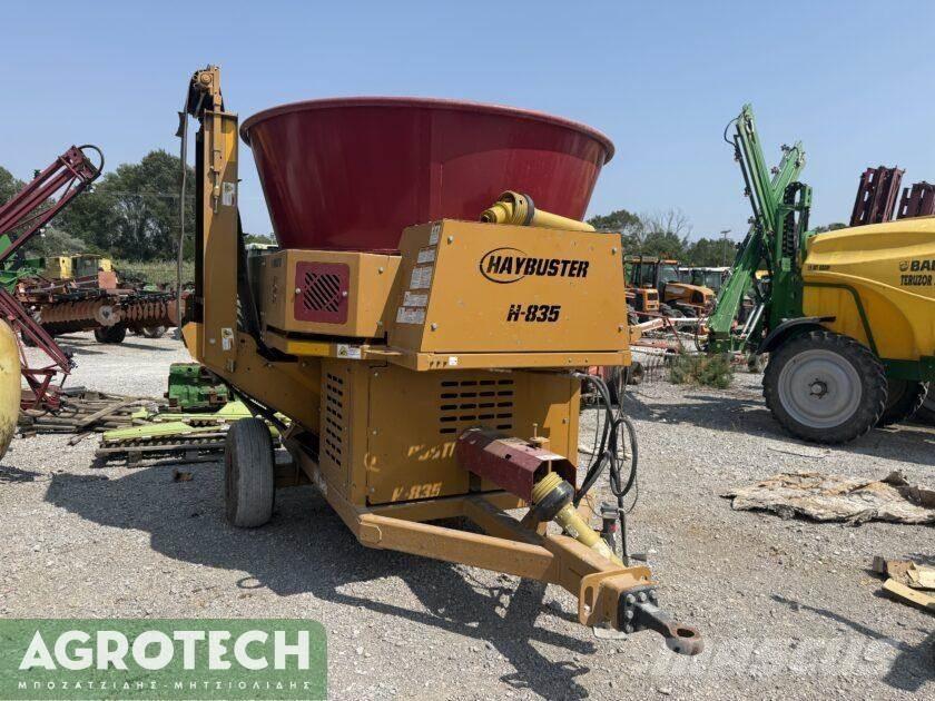  H-835 Трактори