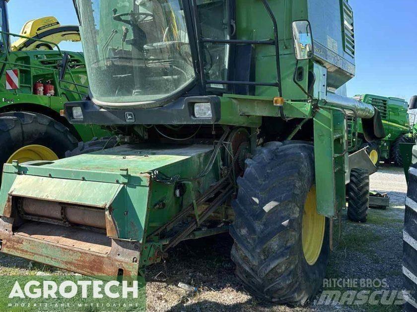 John Deere 1177 Трактори