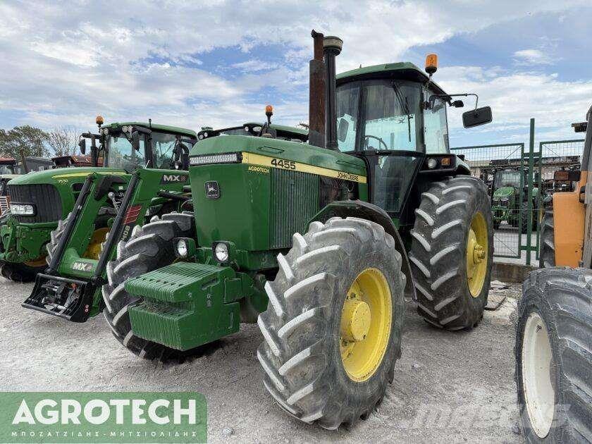 John Deere 4455 Трактори