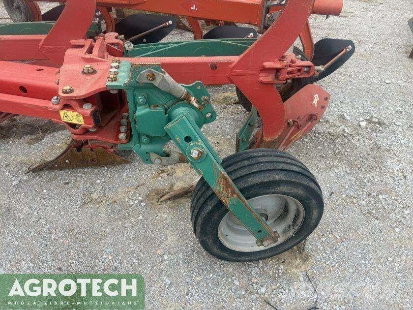 Kverneland ES 200-4 Трактори