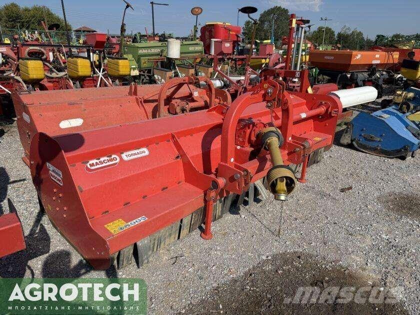 Maschio Tornado 310 Трактори