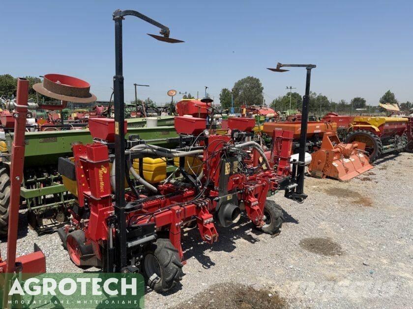 MaterMacc MS 8230 Трактори