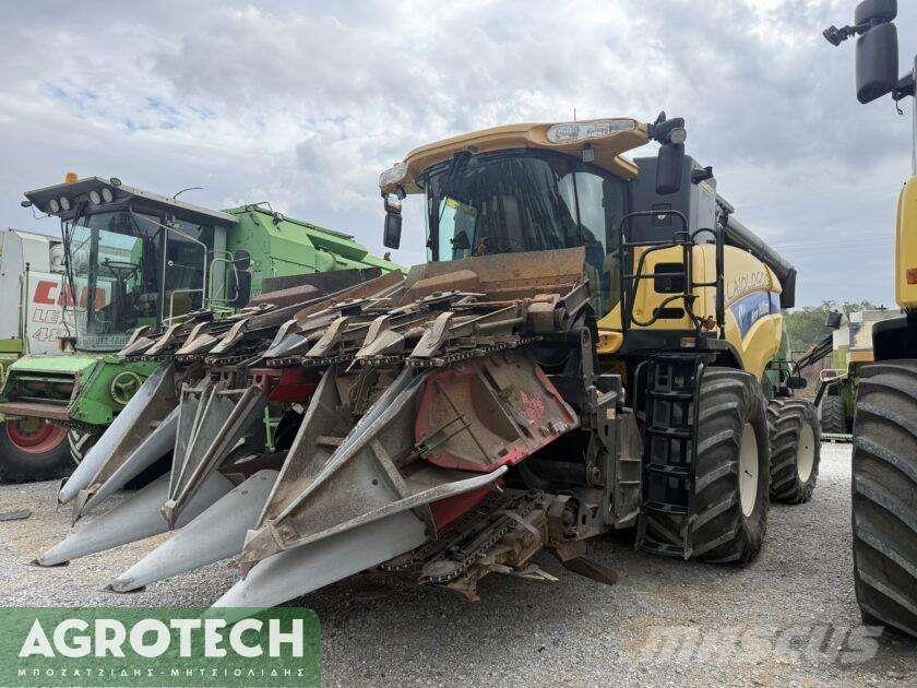 New Holland CX 8070 Трактори