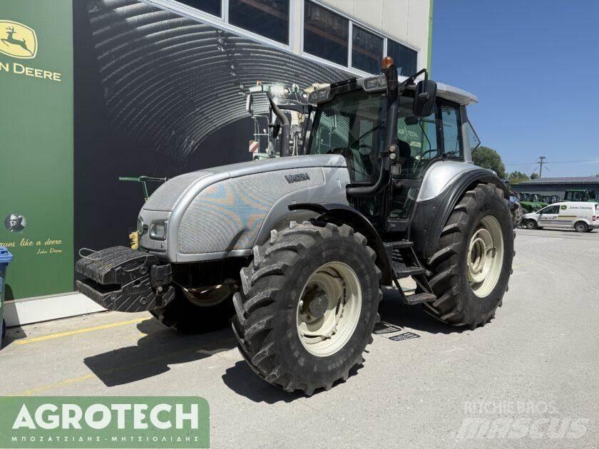 Valtra T120-4 Трактори