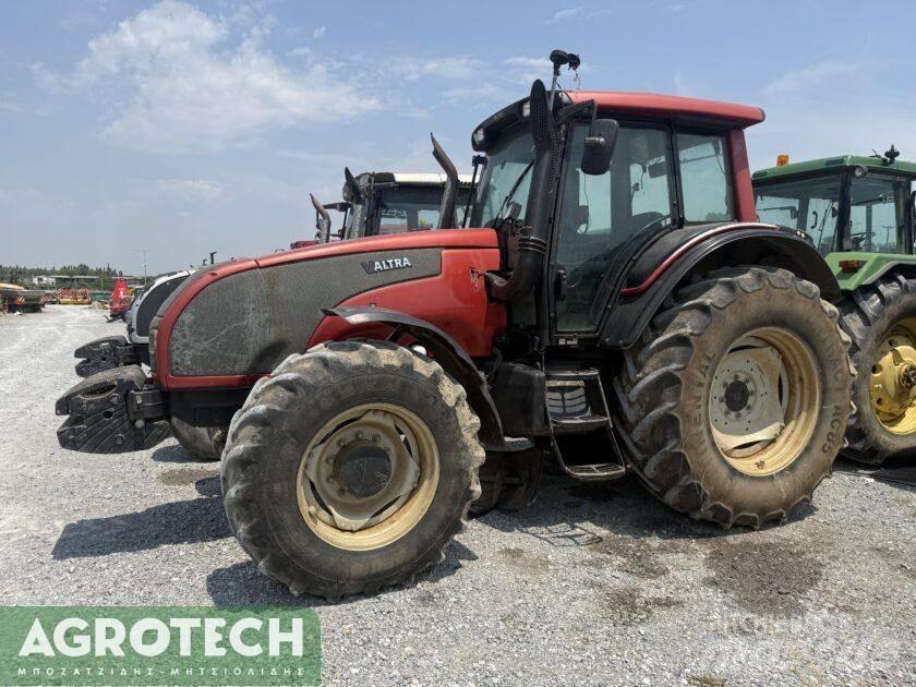 Valtra T151 Трактори