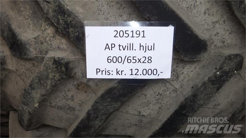 AP 600/65R28 Колелета/Гуми