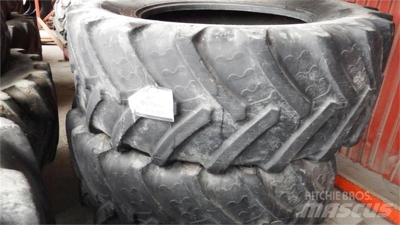 BKT 710/70R42 Гуми