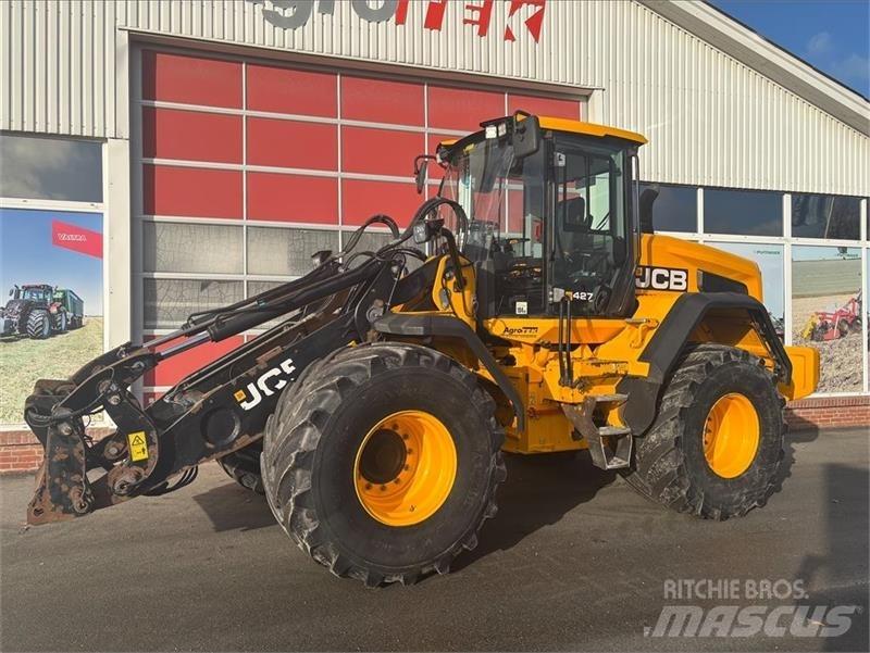 JCB 427 Agri Колесни товарачи