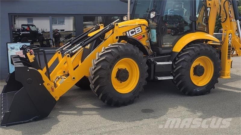 JCB 4CX Товарач със заден ексватор