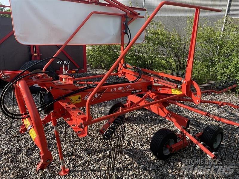 Kuhn GA4121GM Гребла и сенообръщачки