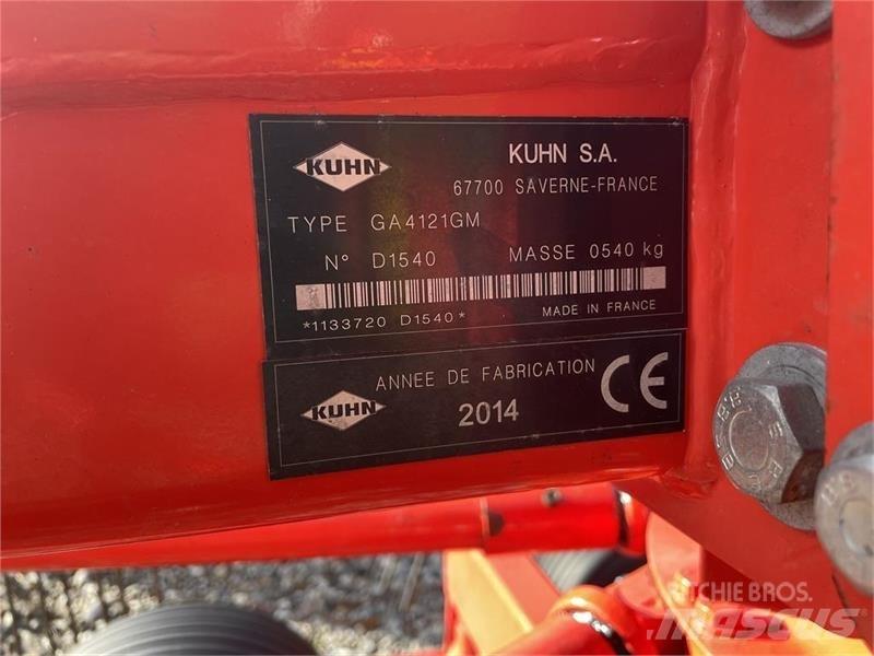 Kuhn GA4121GM Гребла и сенообръщачки