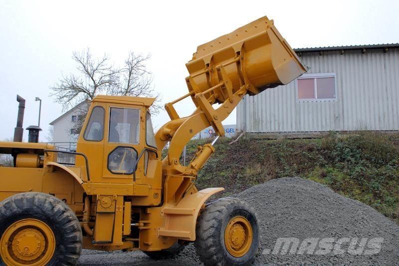 CAT 966 C Колесни товарачи