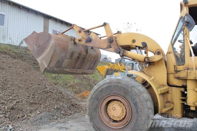 CAT 966 C Колесни товарачи