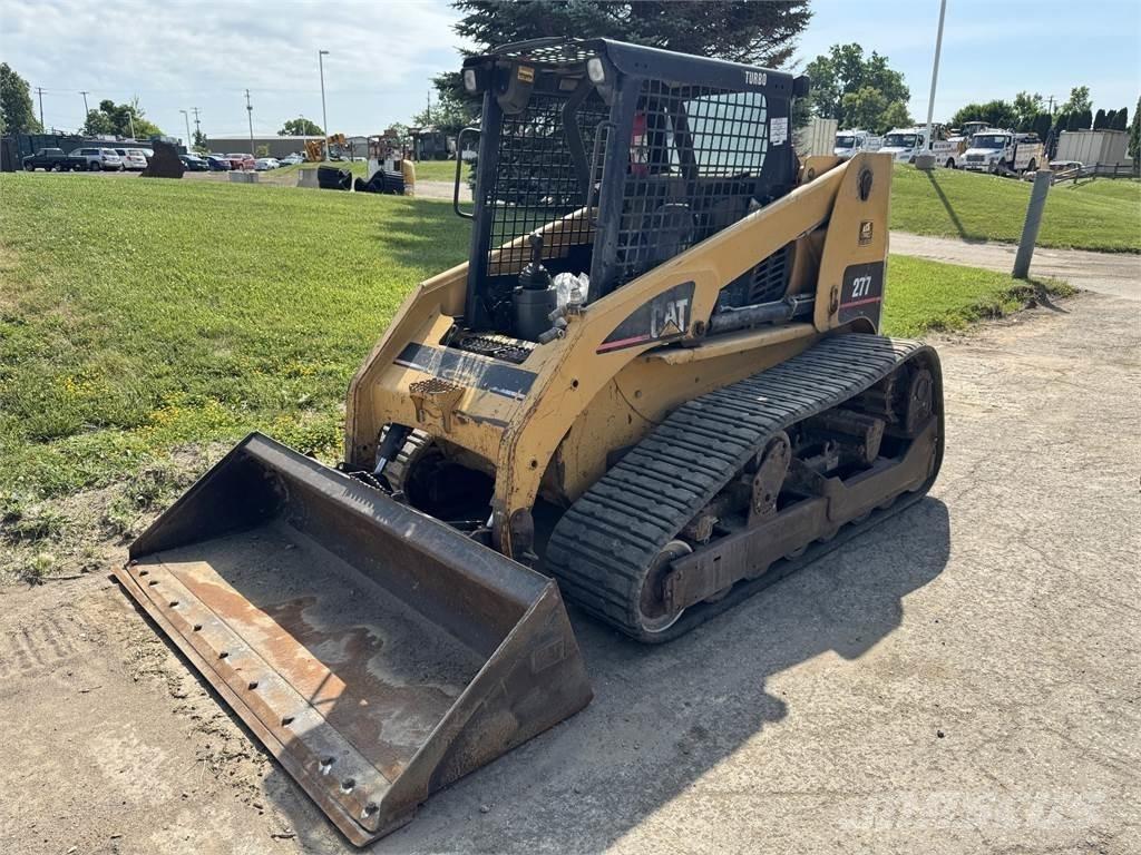 CAT 277 Мини товарачи

