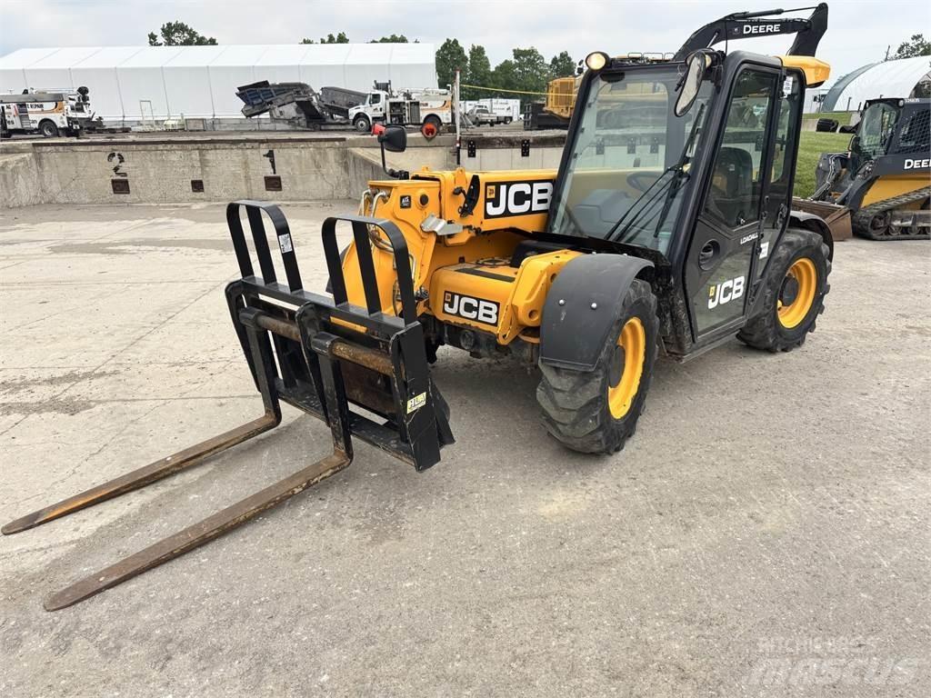 JCB 525-60 Телескопични товарачи