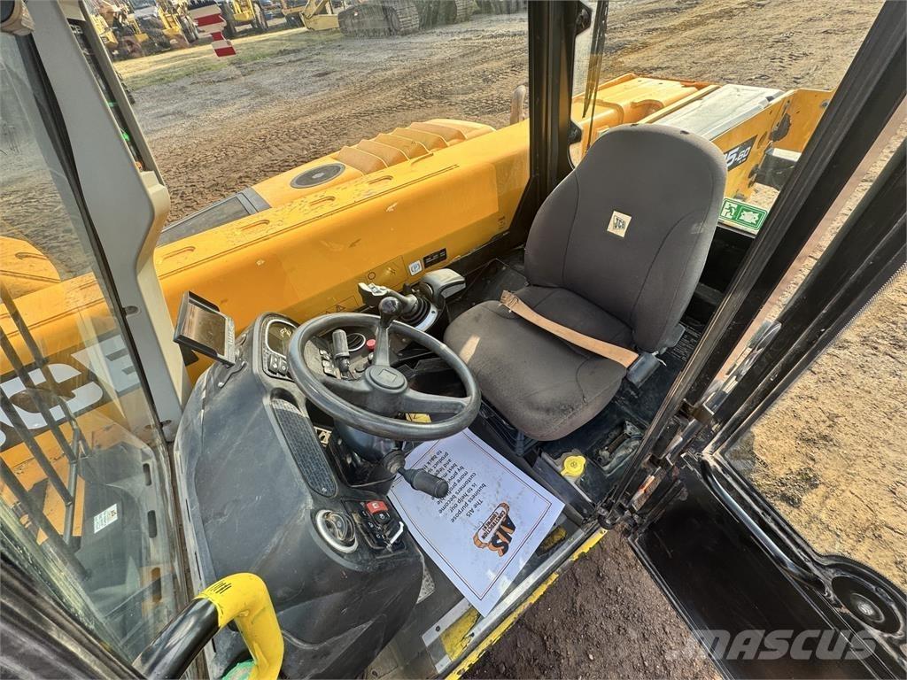 JCB 525-60 Телескопични товарачи