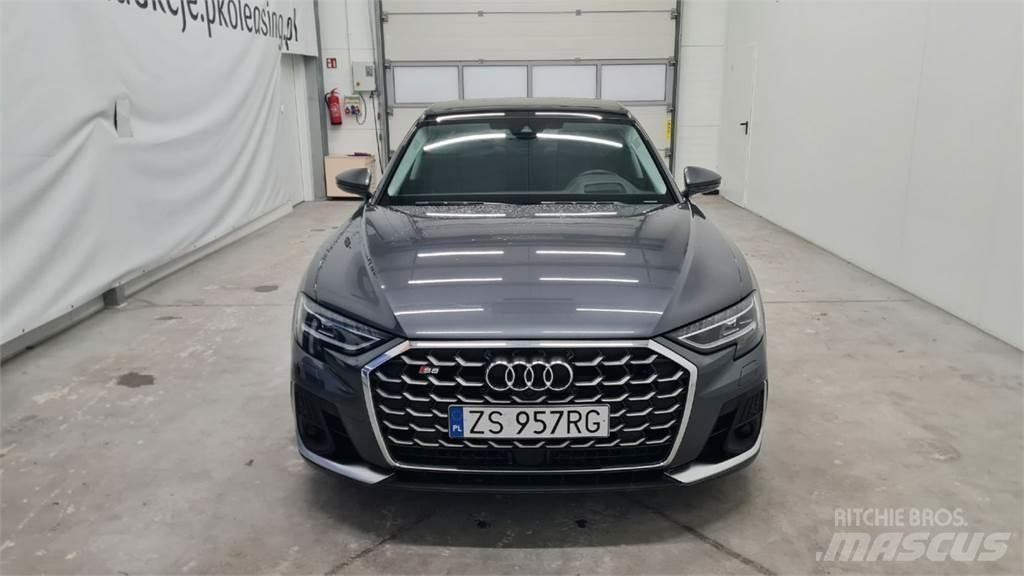 Audi S8 Коли